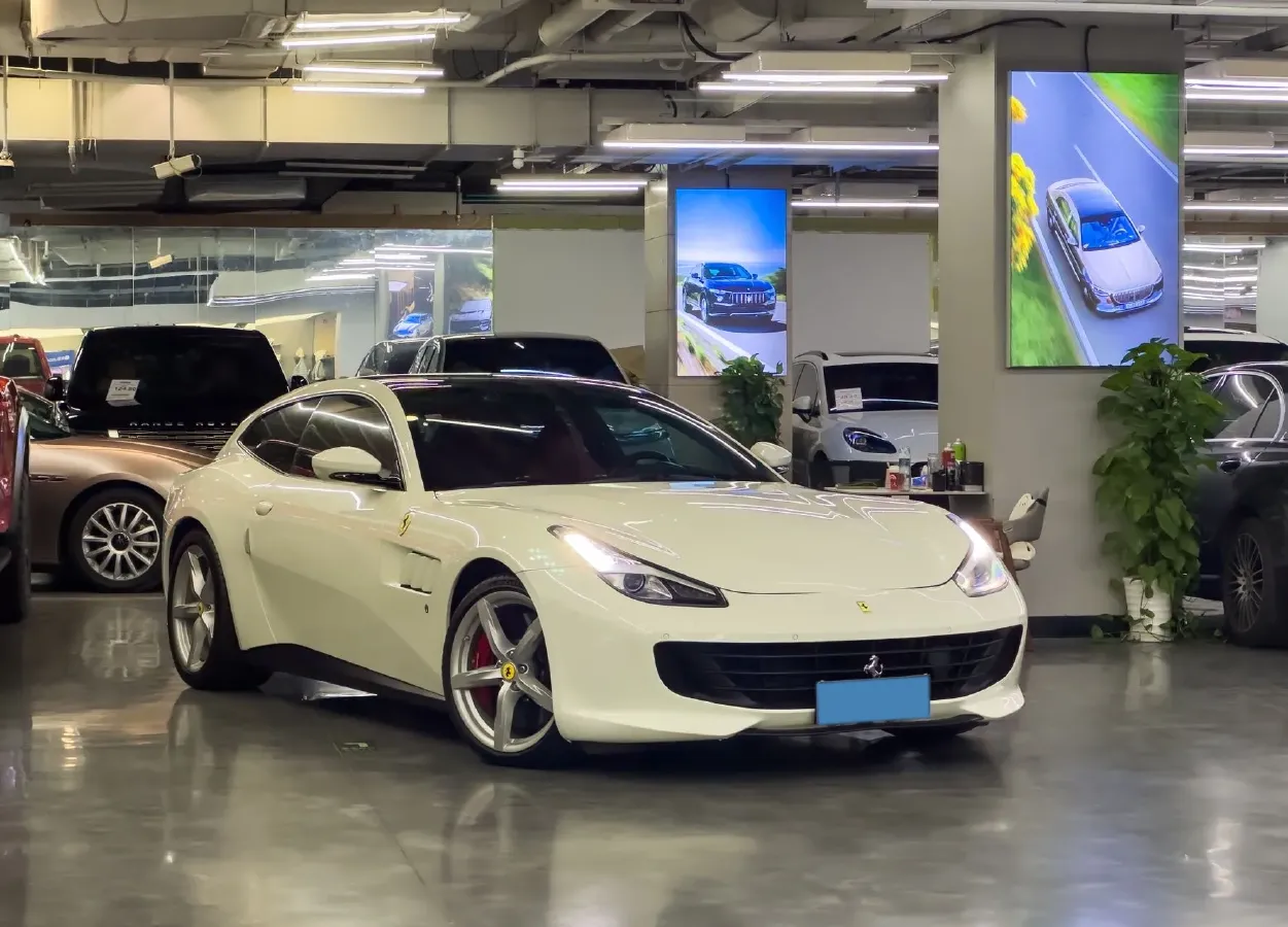 2017 Ferrari GTC4 Lusso 3.9T 609HP V8 7DCT,autocango,china used car exporter,china ev exporter,chinese used car exporter,chinese used ev exporter