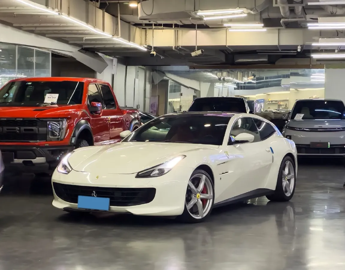2017 Ferrari GTC4 Lusso 3.9T 609HP V8 7DCT,autocango,china used car exporter,china ev exporter,chinese used car exporter,chinese used ev exporter