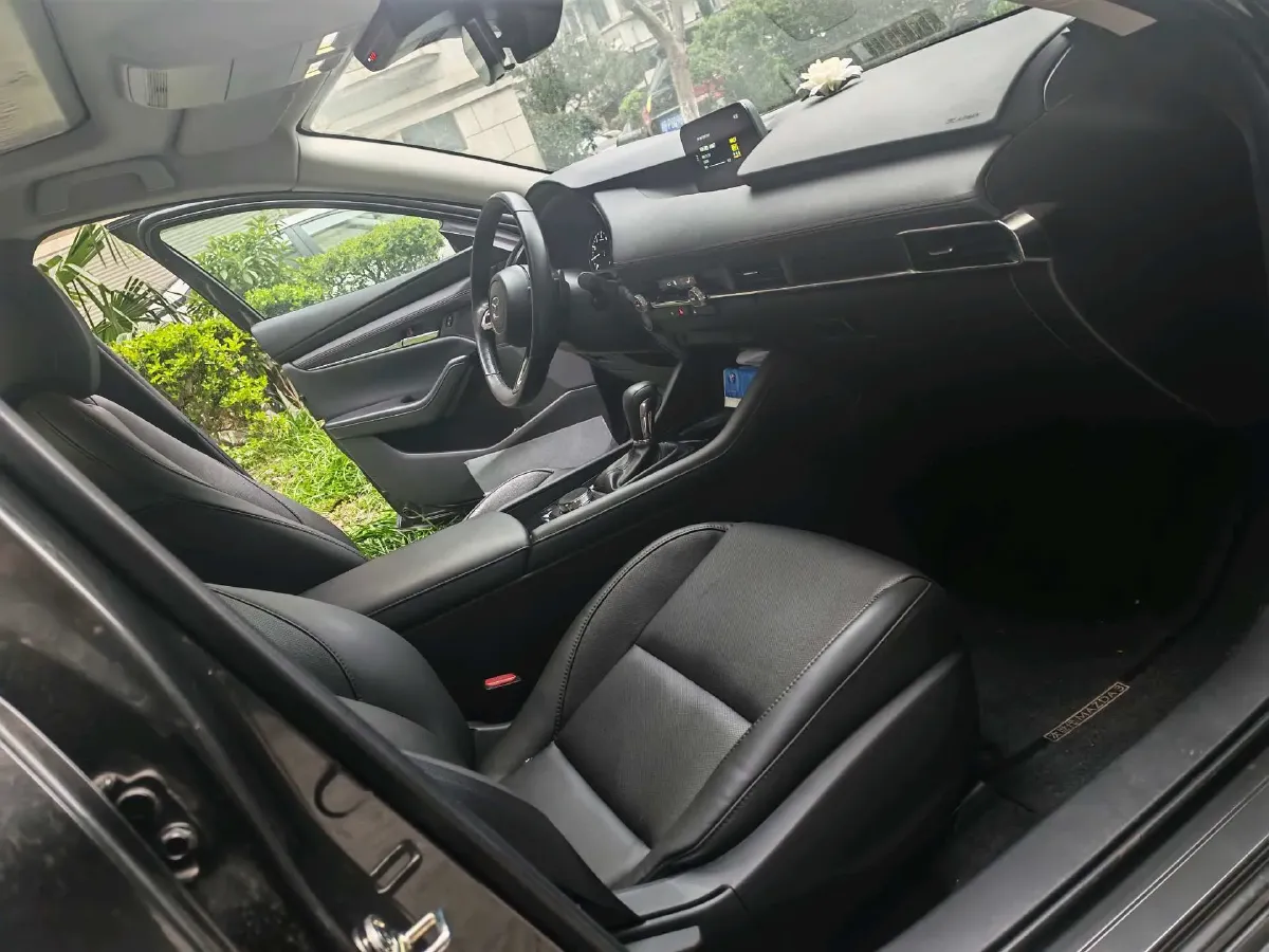 2023 Mazda 3 Axela 2.0L 158HP L4 6AT,autocango,china used car exporter,china ev exporter,chinese used car exporter,chinese used ev exporter