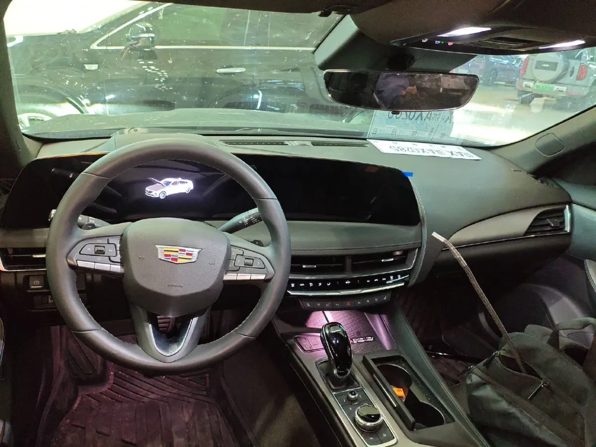 2025 Cadillac CT5 2.0T 237HP L4 10AT,autocango,china used car exporter,china ev exporter,chinese used car exporter,chinese used ev exporter