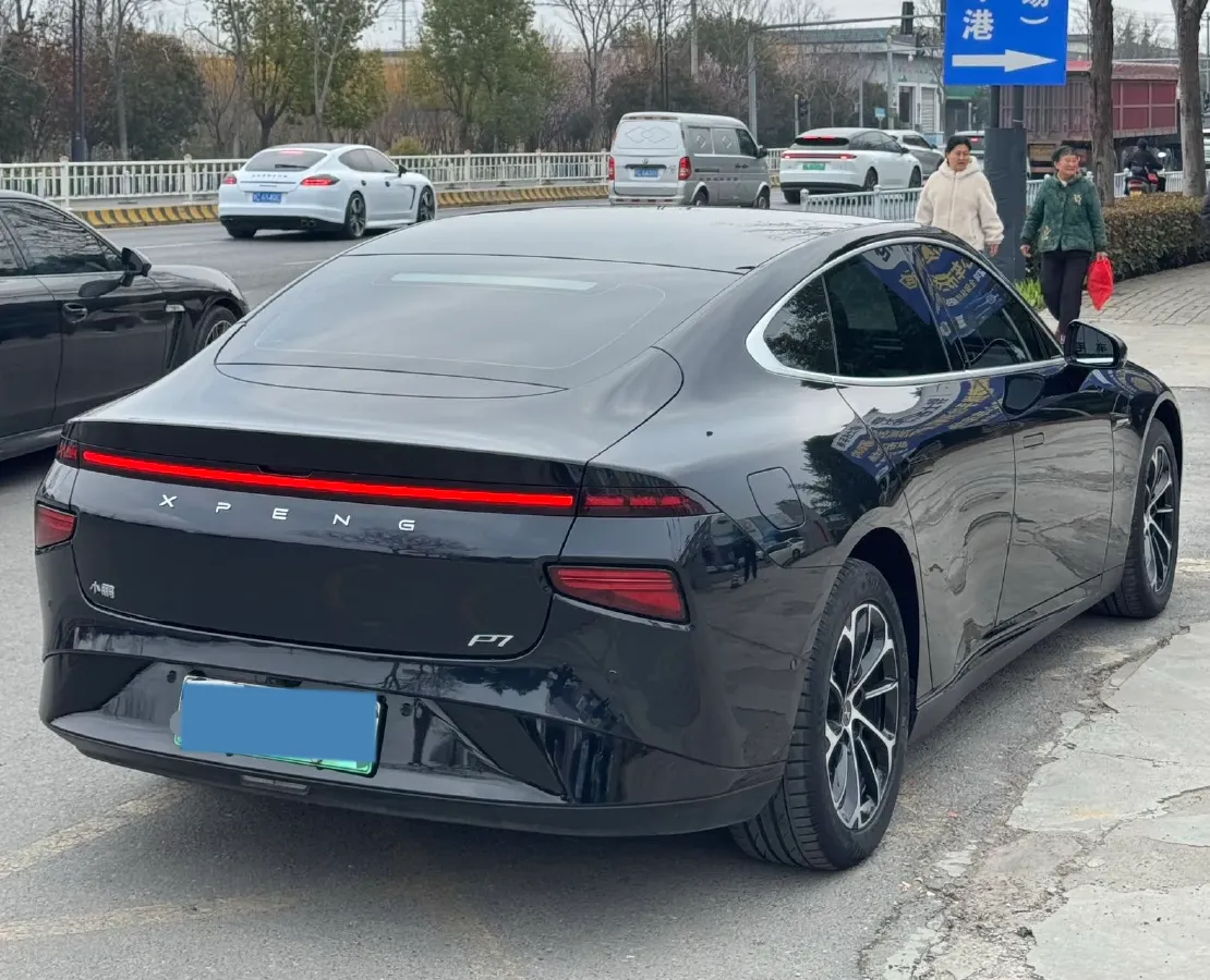 2021 Xpeng P7 BEV 60.2KWH,autocango,china used car exporter,china ev exporter,chinese used car exporter,chinese used ev exporter