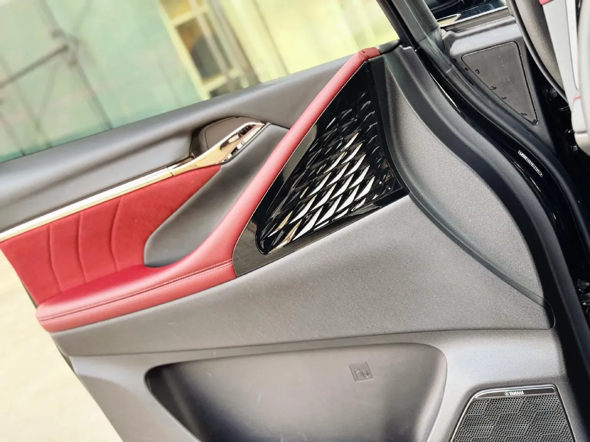 2023 GAC Trumpchi M8 2.0T 252HP L4 8AT,autocango,china used car exporter,china ev exporter,chinese used car exporter,chinese used ev exporter