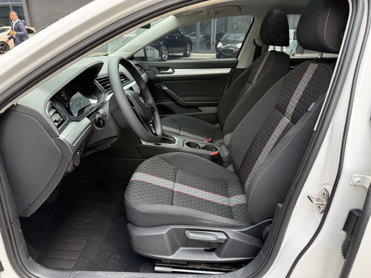 2021 DongFeng Forthing S50EV BEV 57.2KWH,autocango,china used car exporter,china ev exporter,chinese used car exporter,chinese used ev exporter