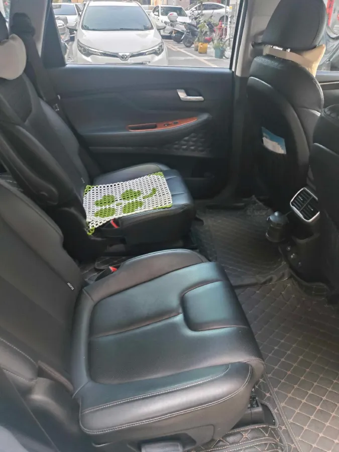 2019 Hyundai Santafe 2.0T 240HP L4 8AT,autocango,china used car exporter,china ev exporter,chinese used car exporter,chinese used ev exporter