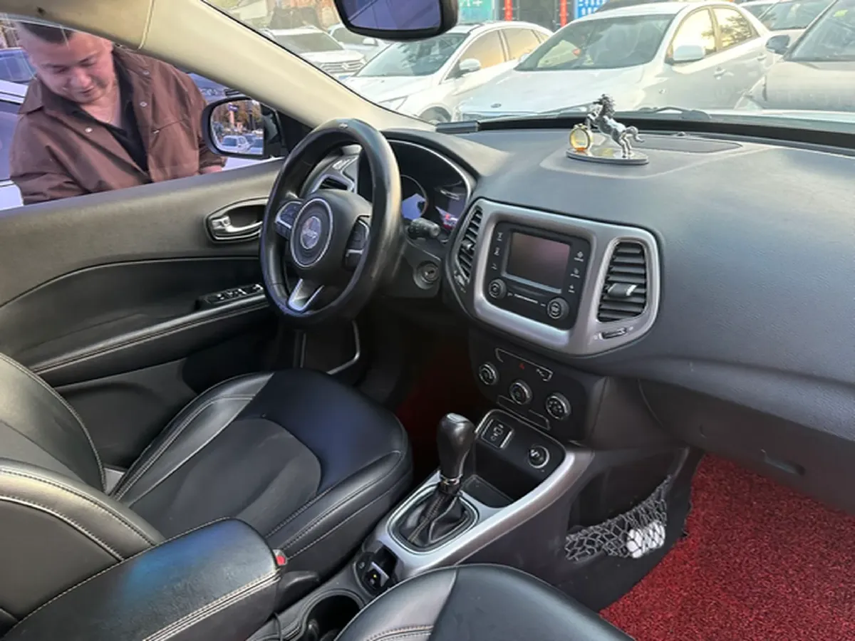 2017 Jeep Compass 1.4T 165HP L4 7DCT,autocango,china used car exporter,china ev exporter,chinese used car exporter,chinese used ev exporter