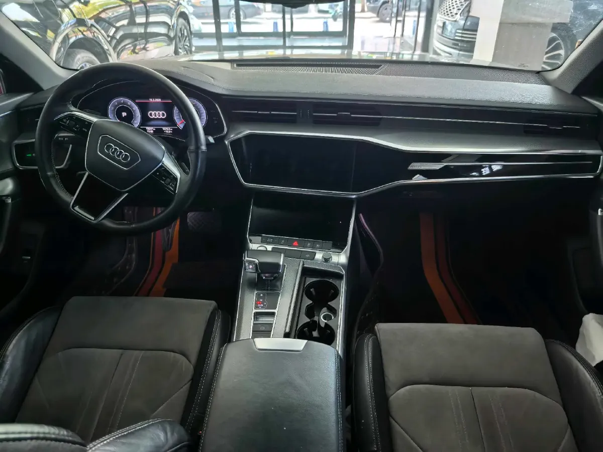 2019 Audi A6L 2.0T 190HP L4 7DCT,autocango,china used car exporter,china ev exporter,chinese used car exporter,chinese used ev exporter