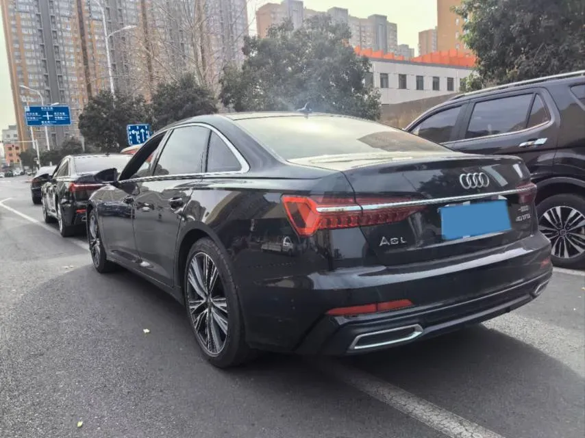 2020 Audi A6L 2.0T 190HP L4 7DCT,autocango,china used car exporter,china ev exporter,chinese used car exporter,chinese used ev exporter