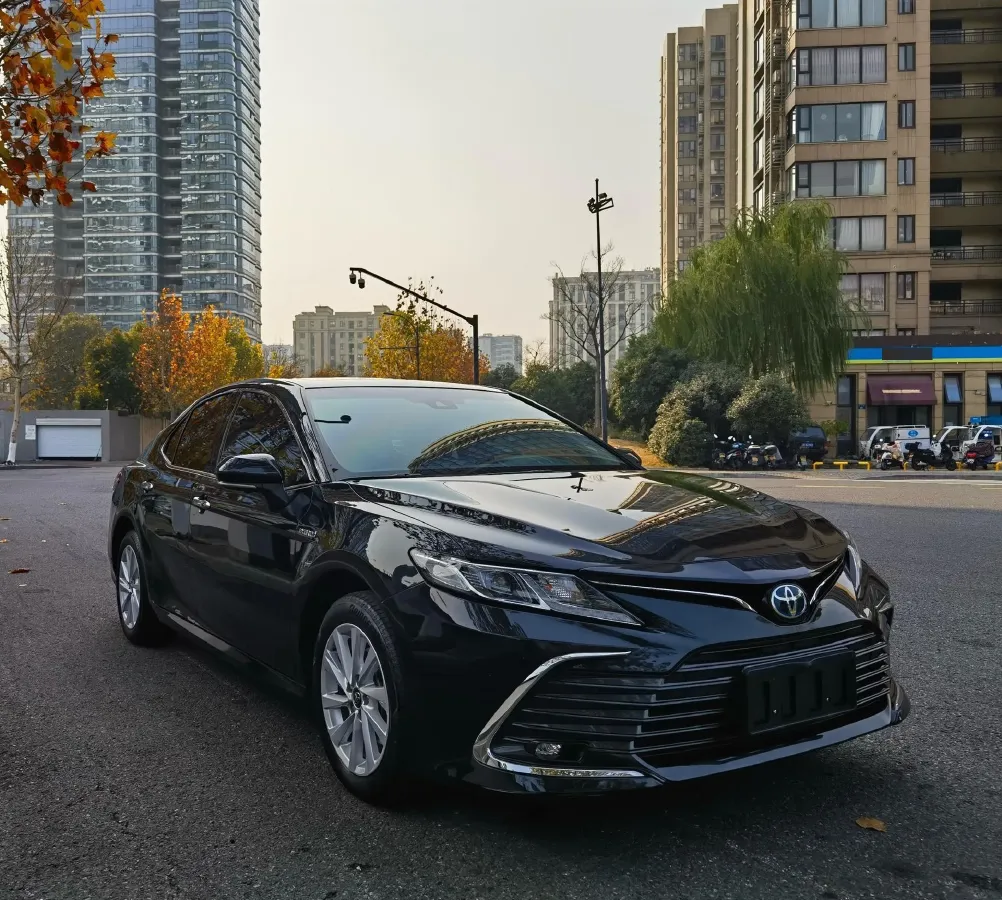 2023 Toyota Camry 2.5L 178HP L4 E-CVT Hybrid,autocango,china used car exporter,china ev exporter,chinese used car exporter,chinese used ev exporter