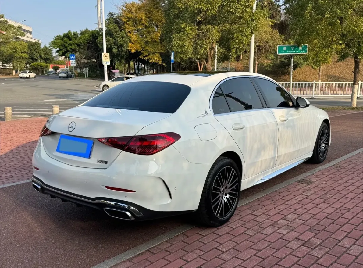 2025 Mercedes-Benz C Class 1.5T 204HP L4 9AT,autocango,china used car exporter,china ev exporter,chinese used car exporter,chinese used ev exporter