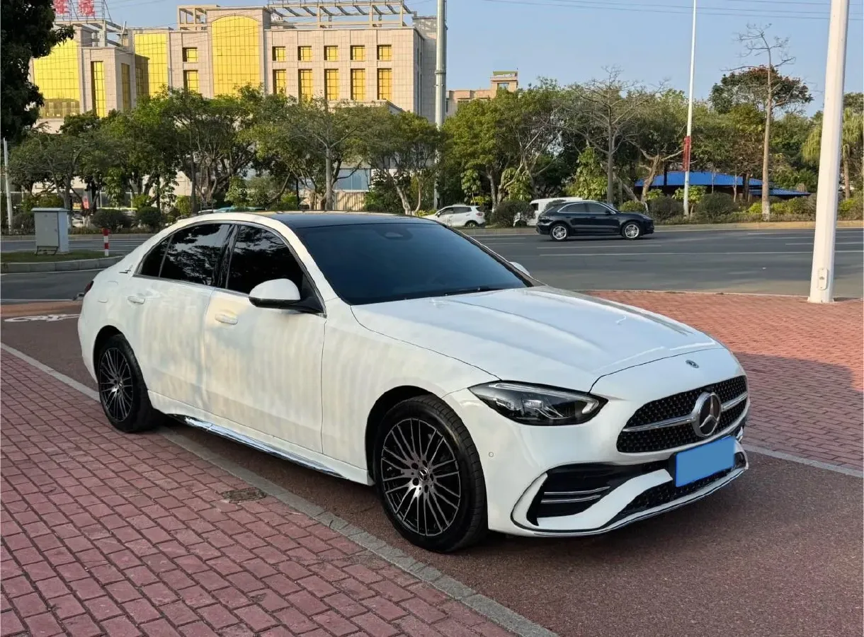 2025 Mercedes-Benz C Class 1.5T 204HP L4 9AT,autocango,china used car exporter,china ev exporter,chinese used car exporter,chinese used ev exporter