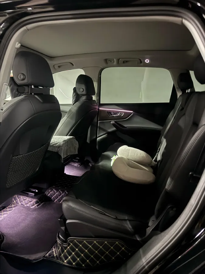 2023 Audi Q7 2.0T 265HP L4 8AT,autocango,china used car exporter,china ev exporter,chinese used car exporter,chinese used ev exporter