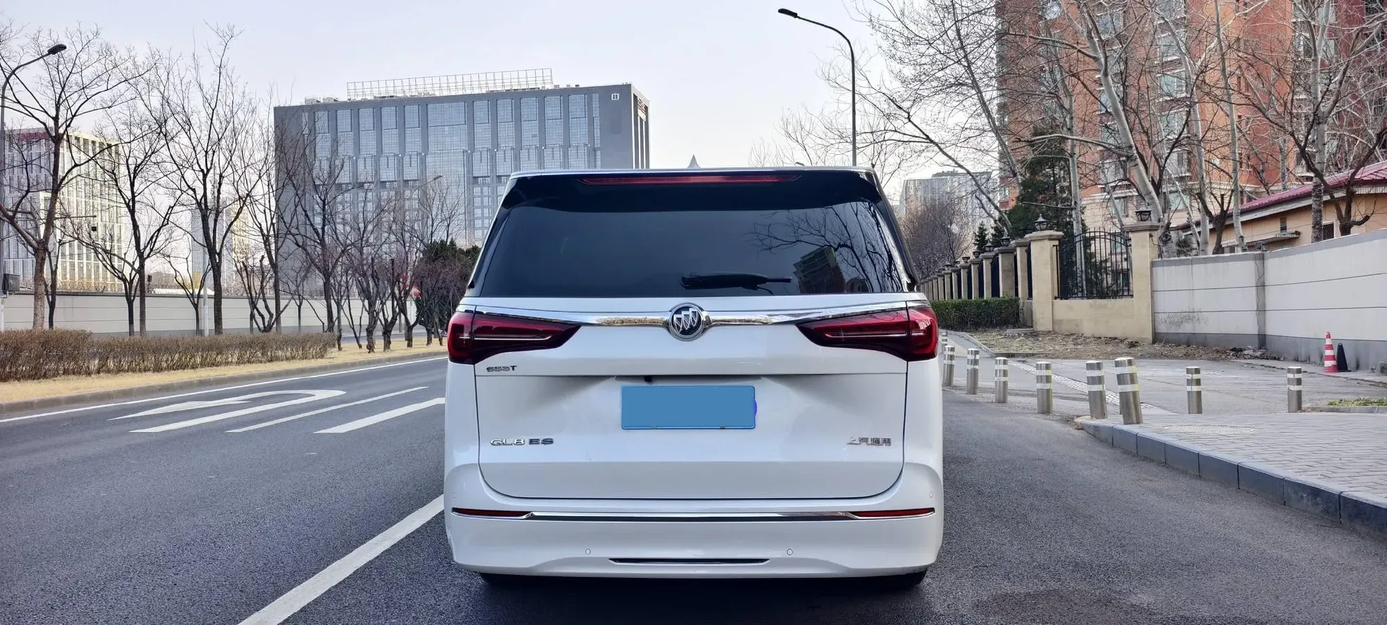 2023 Buick GL8 2.0T 237HP L4 9AT,autocango,china used car exporter,china ev exporter,chinese used car exporter,chinese used ev exporter