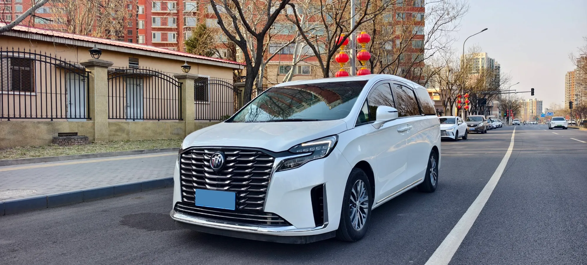 2023 Buick GL8 2.0T 237HP L4 9AT,autocango,china used car exporter,china ev exporter,chinese used car exporter,chinese used ev exporter