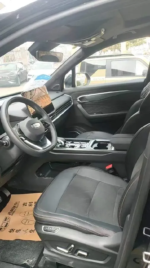 2024 Geely Okavango L 2.0T 218HP L4 7DCT,autocango,china used car exporter,china ev exporter,chinese used car exporter,chinese used ev exporter