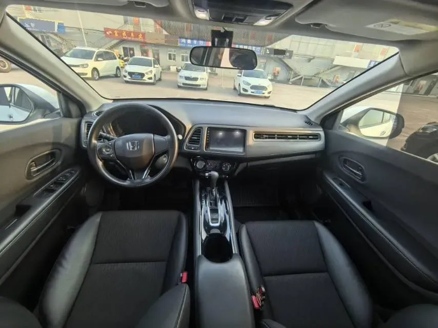 2022 Honda Vezel 1.5L 131HP L4 CVT,autocango,china used car exporter,china ev exporter,chinese used car exporter,chinese used ev exporter