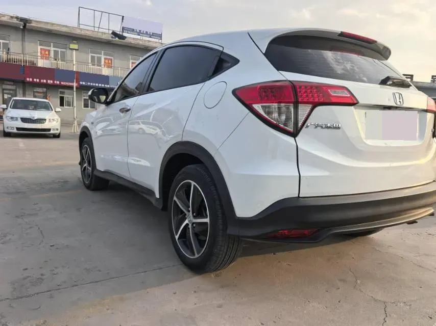 2022 Honda Vezel 1.5L 131HP L4 CVT,autocango,china used car exporter,china ev exporter,chinese used car exporter,chinese used ev exporter
