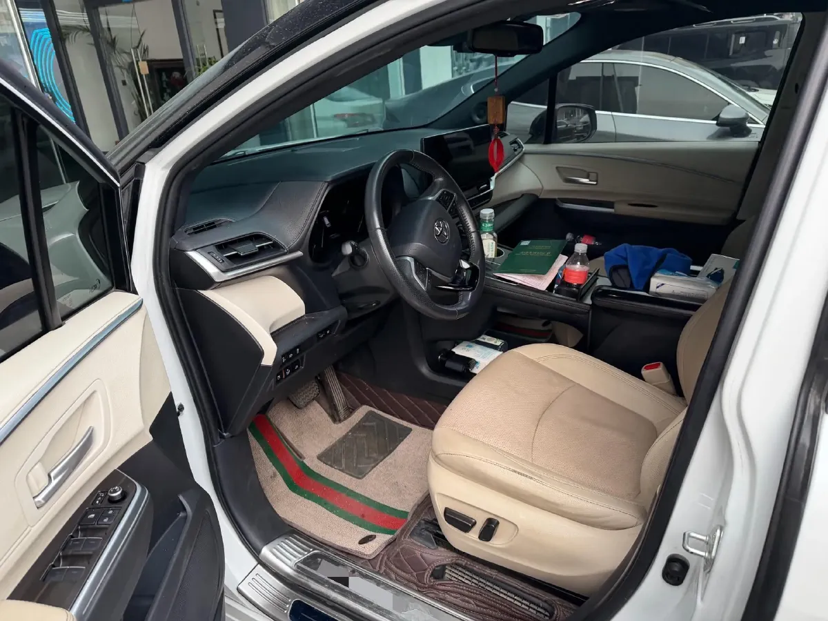 2021 Toyota Sienna 2.5L 192HP L4 E-CVT Hybrid,autocango,china used car exporter,china ev exporter,chinese used car exporter,chinese used ev exporter