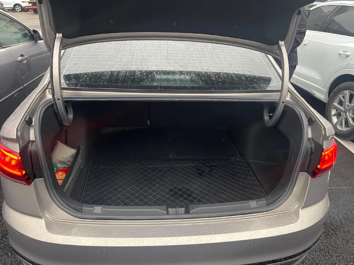 2023 Volkswagen Bora 1.4T 150HP L4 7DCT,autocango,china used car exporter,china ev exporter,chinese used car exporter,chinese used ev exporter