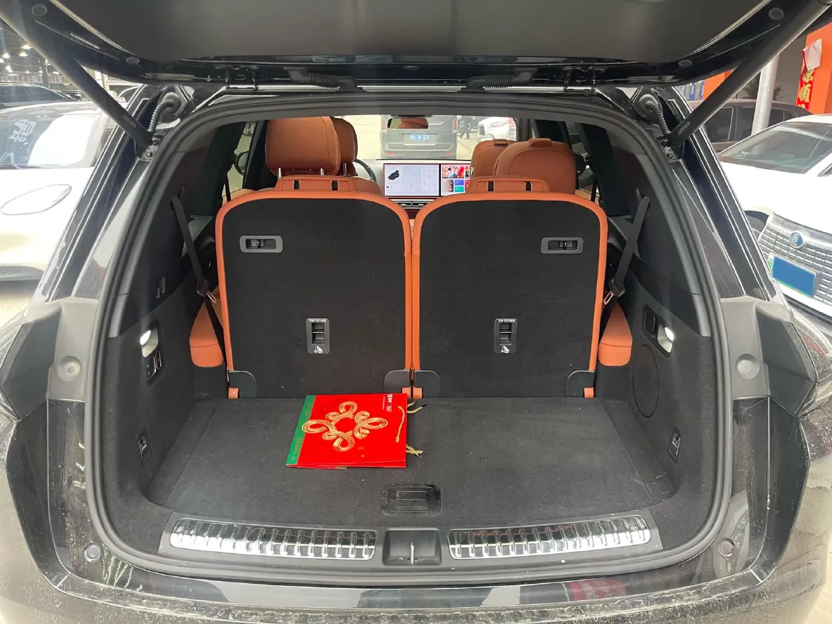 2024 Volvo S60 2.0T 197HP L4 7DCT,autocango,china used car exporter,china ev exporter,chinese used car exporter,chinese used ev exporter