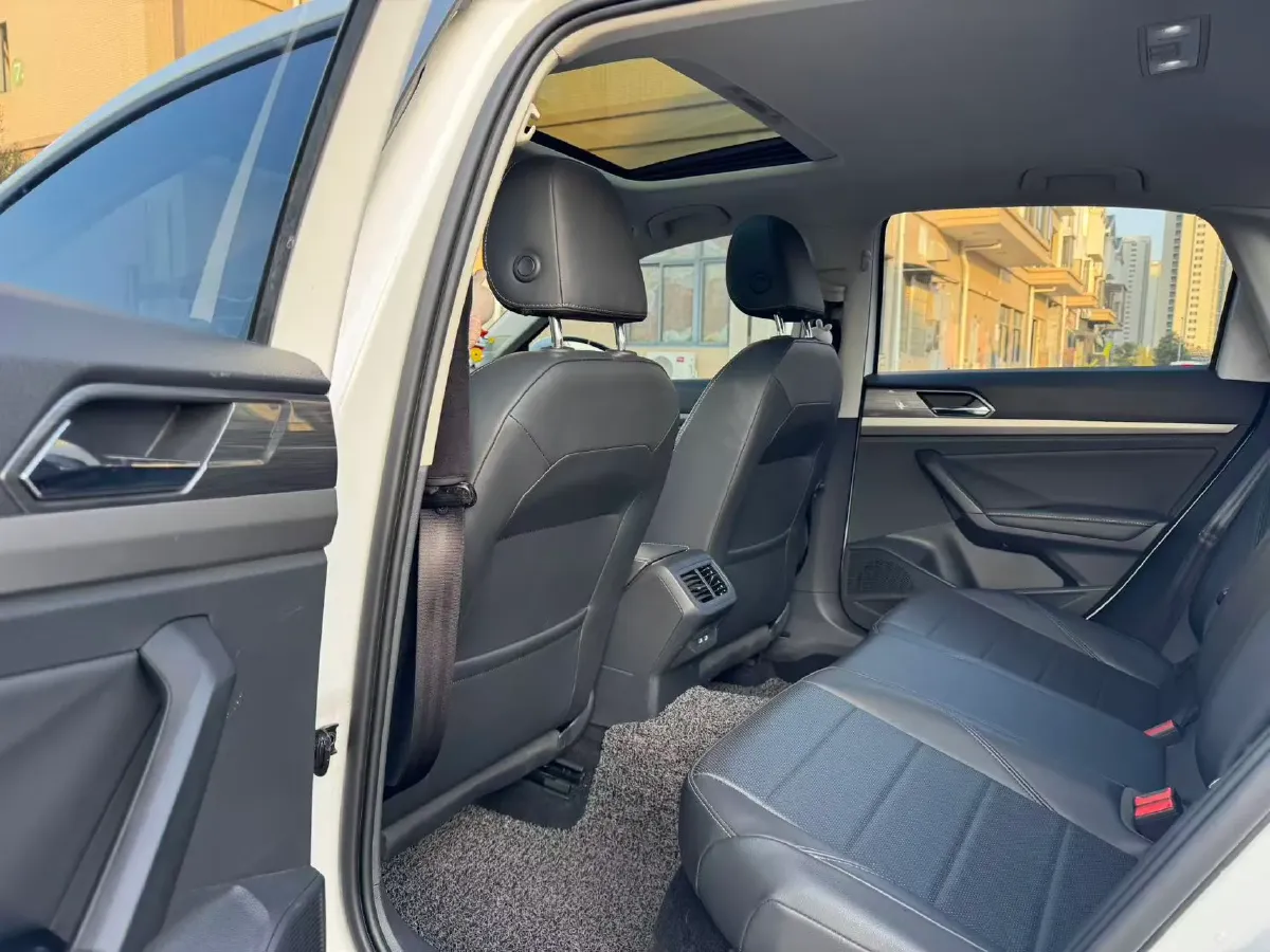 2018 Volkswagen Lavida 1.2T 116HP L4 7DCT,autocango,china used car exporter,china ev exporter,chinese used car exporter,chinese used ev exporter