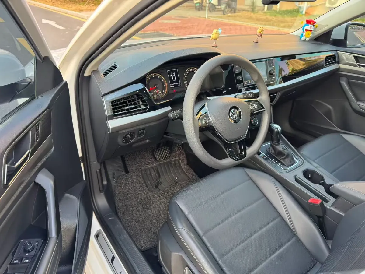 2018 Volkswagen Lavida 1.2T 116HP L4 7DCT,autocango,china used car exporter,china ev exporter,chinese used car exporter,chinese used ev exporter