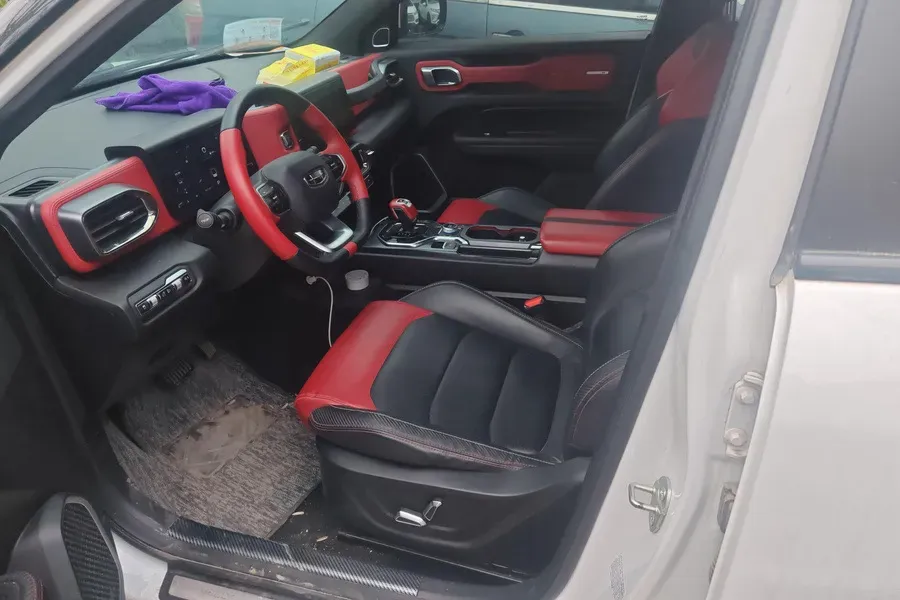 2020 Geely ICON 1.5T 177HP L3 7DCT,autocango,china used car exporter,china ev exporter,chinese used car exporter,chinese used ev exporter