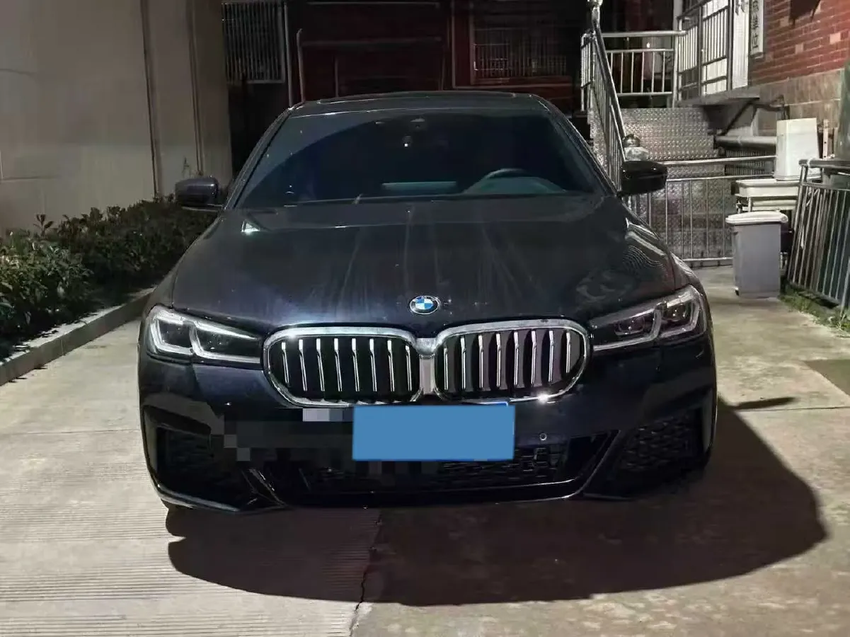2023 BMW 5 Series 2.0T 245HP L4 8AT,autocango,china used car exporter,china ev exporter,chinese used car exporter,chinese used ev exporter
