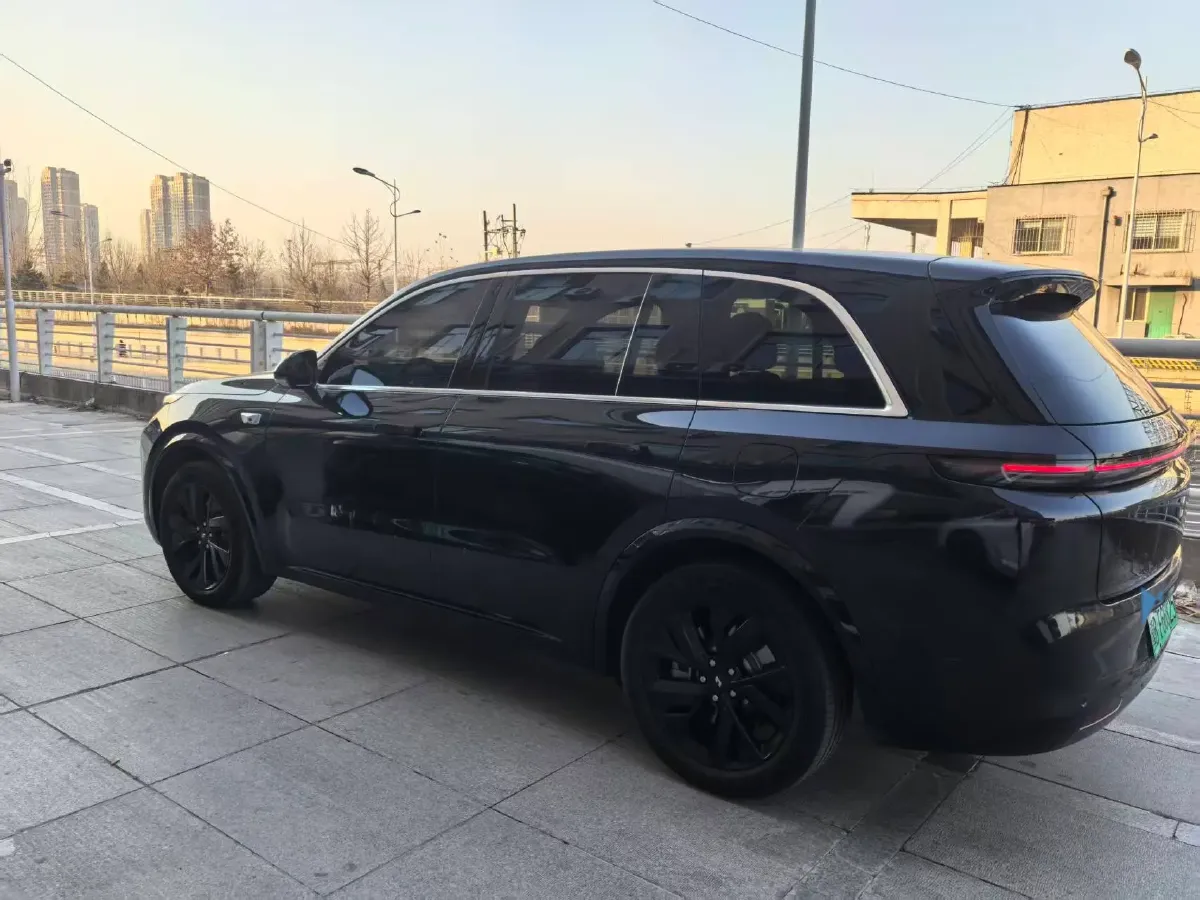 2023 Li L7 Range Extended 154HP REEV 40.9KWH,autocango,china used car exporter,china ev exporter,chinese used car exporter,chinese used ev exporter