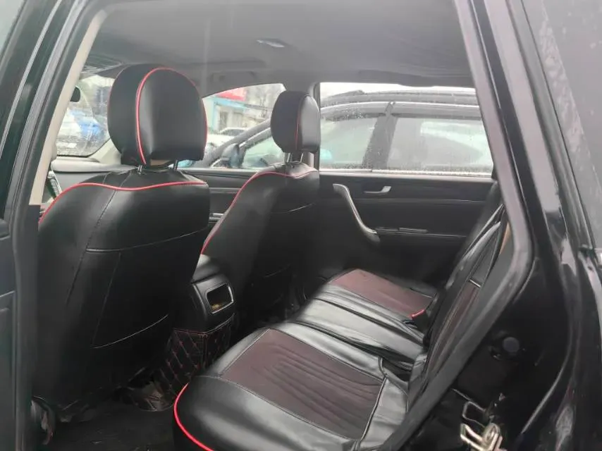 2017 Haval M6 1.5T 150HP L4 6MT,autocango,china used car exporter,china ev exporter,chinese used car exporter,chinese used ev exporter