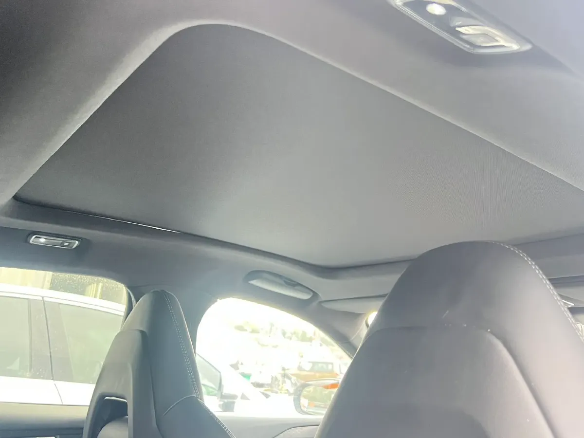 2022 LYNK&CO 03 2.0T 190HP L4 7DCT,autocango,china used car exporter,china ev exporter,chinese used car exporter,chinese used ev exporter