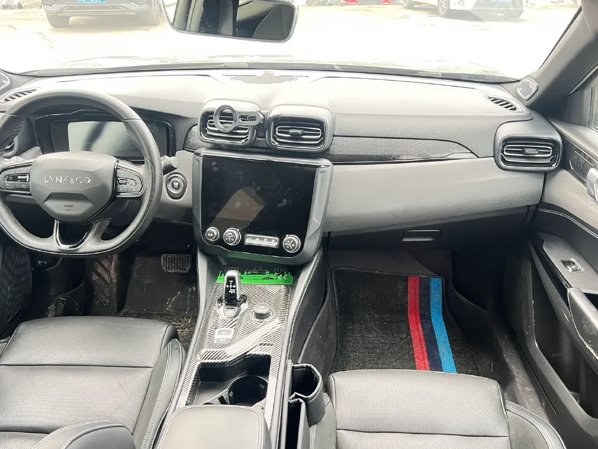 2022 LYNK&CO 03 2.0T 190HP L4 7DCT,autocango,china used car exporter,china ev exporter,chinese used car exporter,chinese used ev exporter