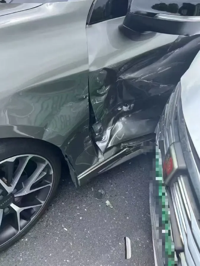 2022 LYNK&CO 03 2.0T 190HP L4 7DCT,autocango,china used car exporter,china ev exporter,chinese used car exporter,chinese used ev exporter