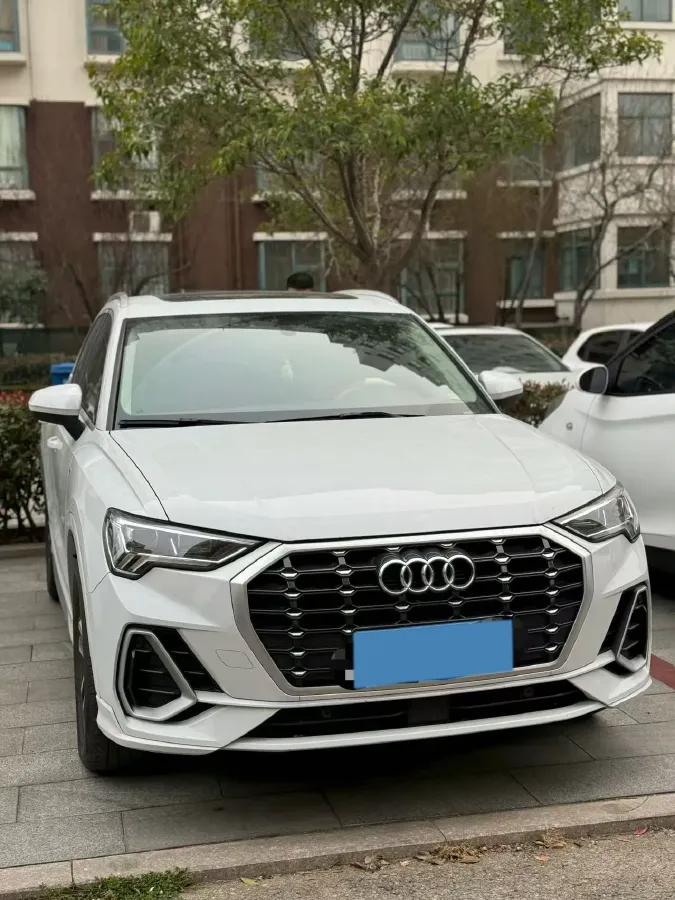 2021 Audi Q3 1.4T 150HP L4 7DCT,autocango,china used car exporter,china ev exporter,chinese used car exporter,chinese used ev exporter