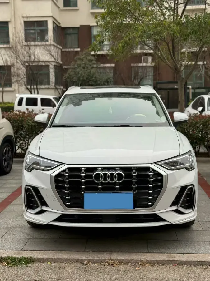 2021 Audi Q3 1.4T 150HP L4 7DCT,autocango,china used car exporter,china ev exporter,chinese used car exporter,chinese used ev exporter
