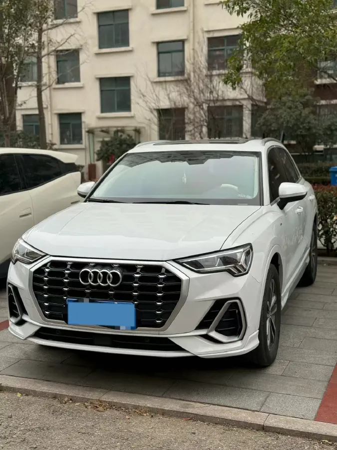 2021 Audi Q3 1.4T 150HP L4 7DCT,autocango,china used car exporter,china ev exporter,chinese used car exporter,chinese used ev exporter