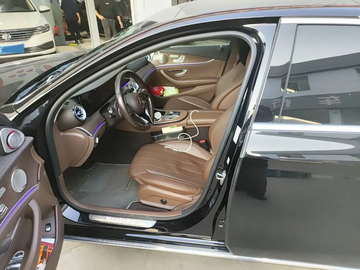 2021 Mercedes-Benz E Class 2.0T 258HP L4 9AT,autocango,china used car exporter,china ev exporter,chinese used car exporter,chinese used ev exporter