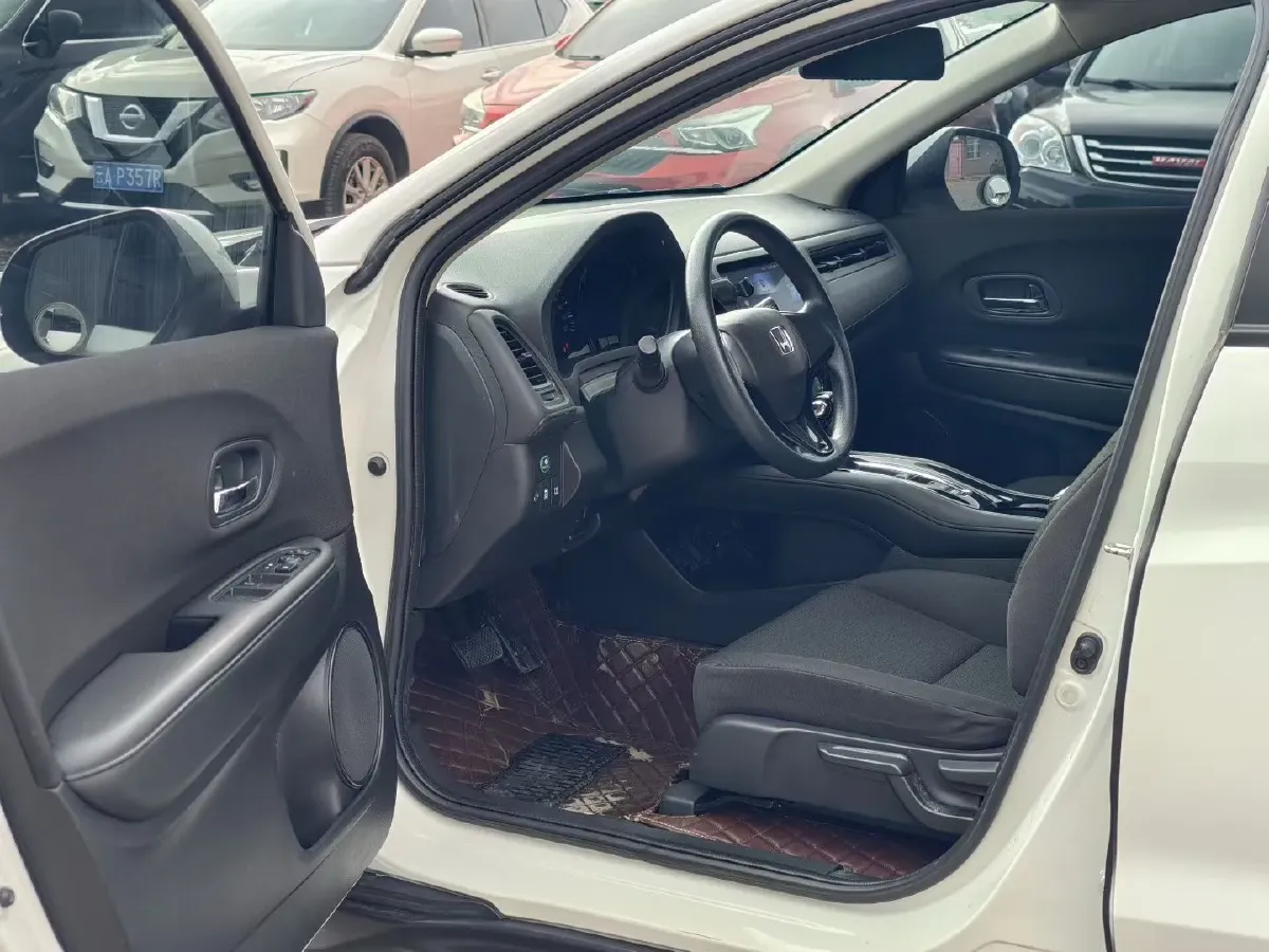 2022 Honda Vezel 1.5L 131HP L4 CVT,autocango,china used car exporter,china ev exporter,chinese used car exporter,chinese used ev exporter