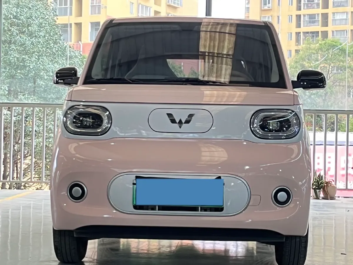 2024 WuLing HongGuang MINI EV BEV 17.3KWH,autocango,china used car exporter,china ev exporter,chinese used car exporter,chinese used ev exporter
