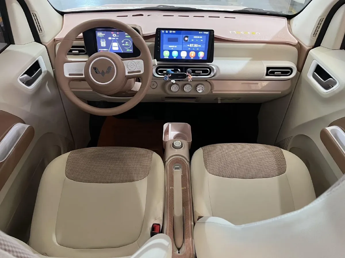 2024 WuLing HongGuang MINI EV BEV 17.3KWH,autocango,china used car exporter,china ev exporter,chinese used car exporter,chinese used ev exporter