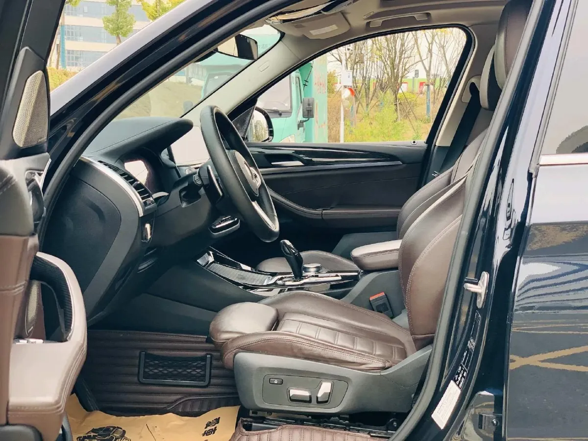 2020 BMW X3 2.0T 224HP L4 8AT,autocango,china used car exporter,china ev exporter,chinese used car exporter,chinese used ev exporter