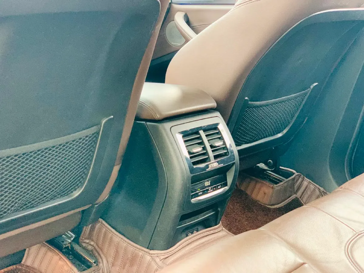 2020 BMW X3 2.0T 224HP L4 8AT,autocango,china used car exporter,china ev exporter,chinese used car exporter,chinese used ev exporter