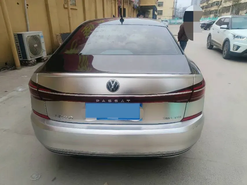 2024 Volkswagen Passat 2.0T 186HP L4 7DCT,autocango,china used car exporter,china ev exporter,chinese used car exporter,chinese used ev exporter