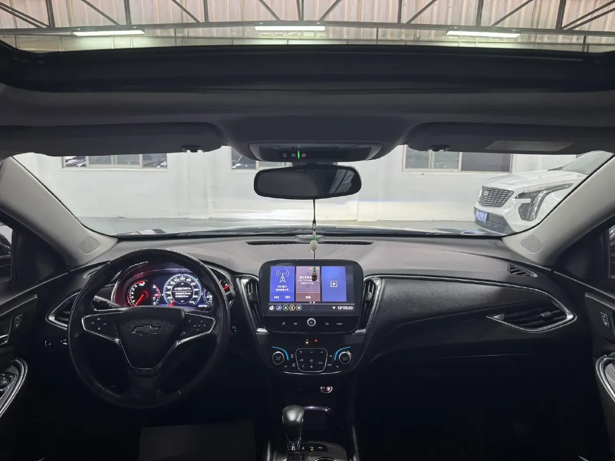 2022 Chevrolet Malibu XL 2.0T 237HP L4 9AT,autocango,china used car exporter,china ev exporter,chinese used car exporter,chinese used ev exporter