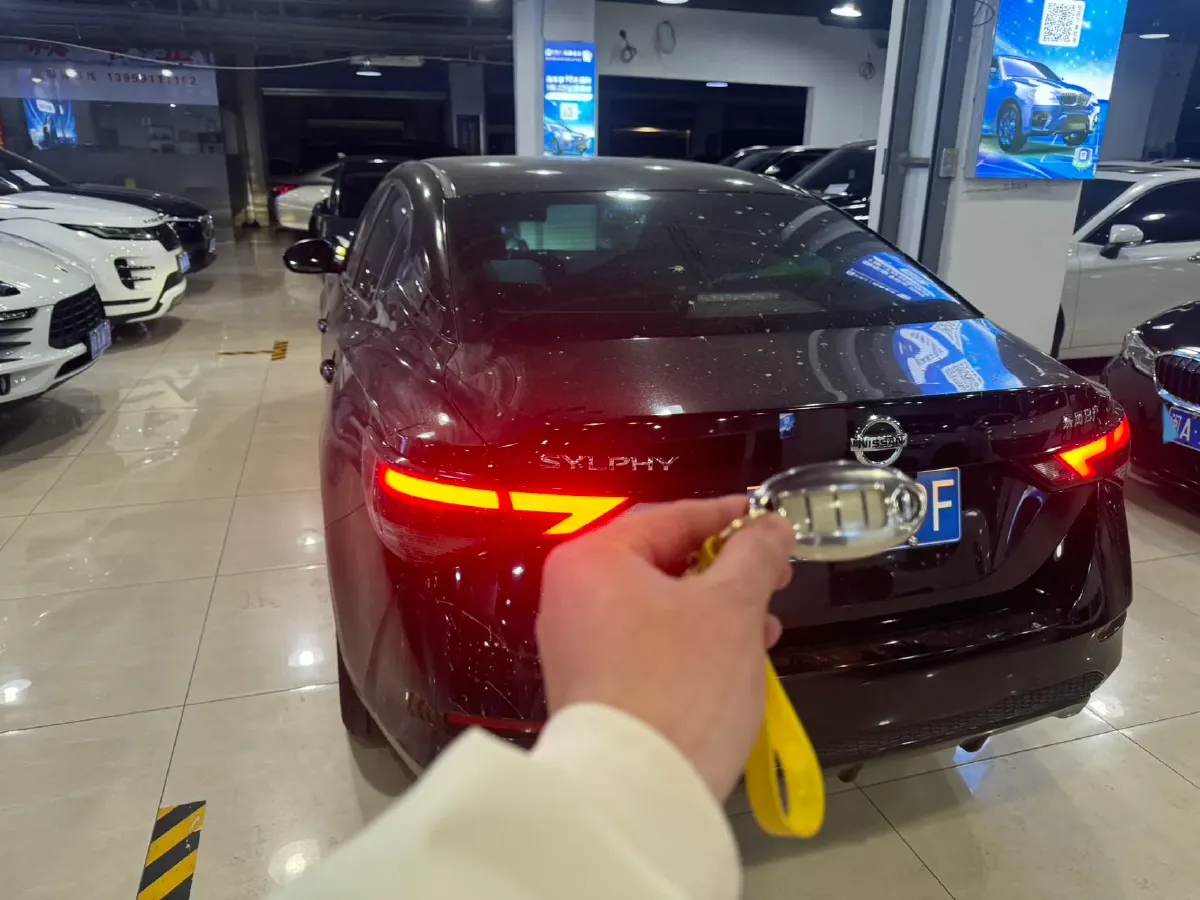 2022 Nissan Sylphy 1.6L 135HP L4 CVT,autocango,china used car exporter,china ev exporter,chinese used car exporter,chinese used ev exporter