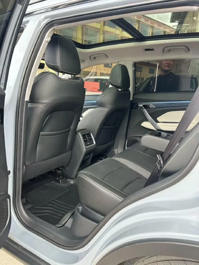 2022 Geely Azkarra 1.8T 184HP L4 7DCT,autocango,china used car exporter,china ev exporter,chinese used car exporter,chinese used ev exporter