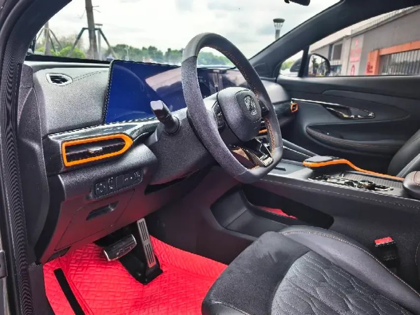 2022 ChangAn UNI-T 1.5T 188HP L4 7DCT,autocango,china used car exporter,china ev exporter,chinese used car exporter,chinese used ev exporter