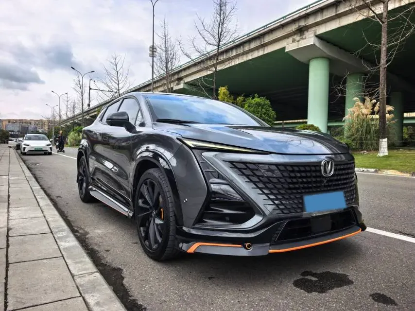 2022 ChangAn UNI-T 1.5T 188HP L4 7DCT,autocango,china used car exporter,china ev exporter,chinese used car exporter,chinese used ev exporter