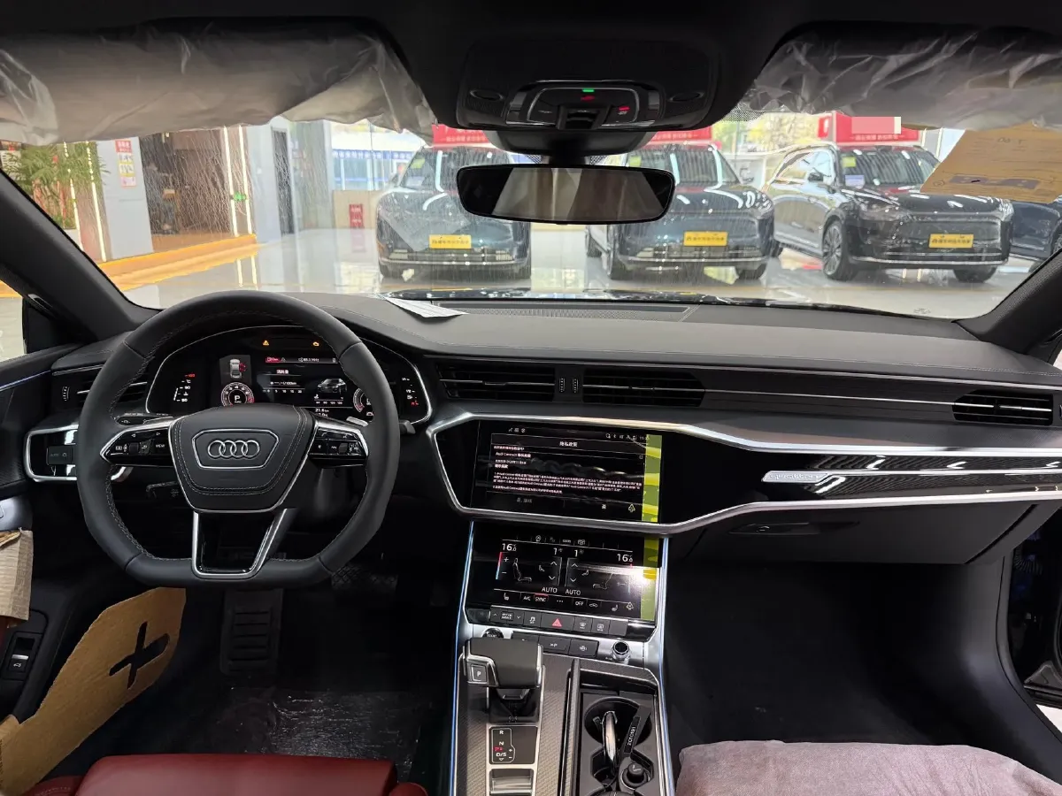 2025 Audi A7L 2.0T 245HP L4 7DCT,autocango,china used car exporter,china ev exporter,chinese used car exporter,chinese used ev exporter