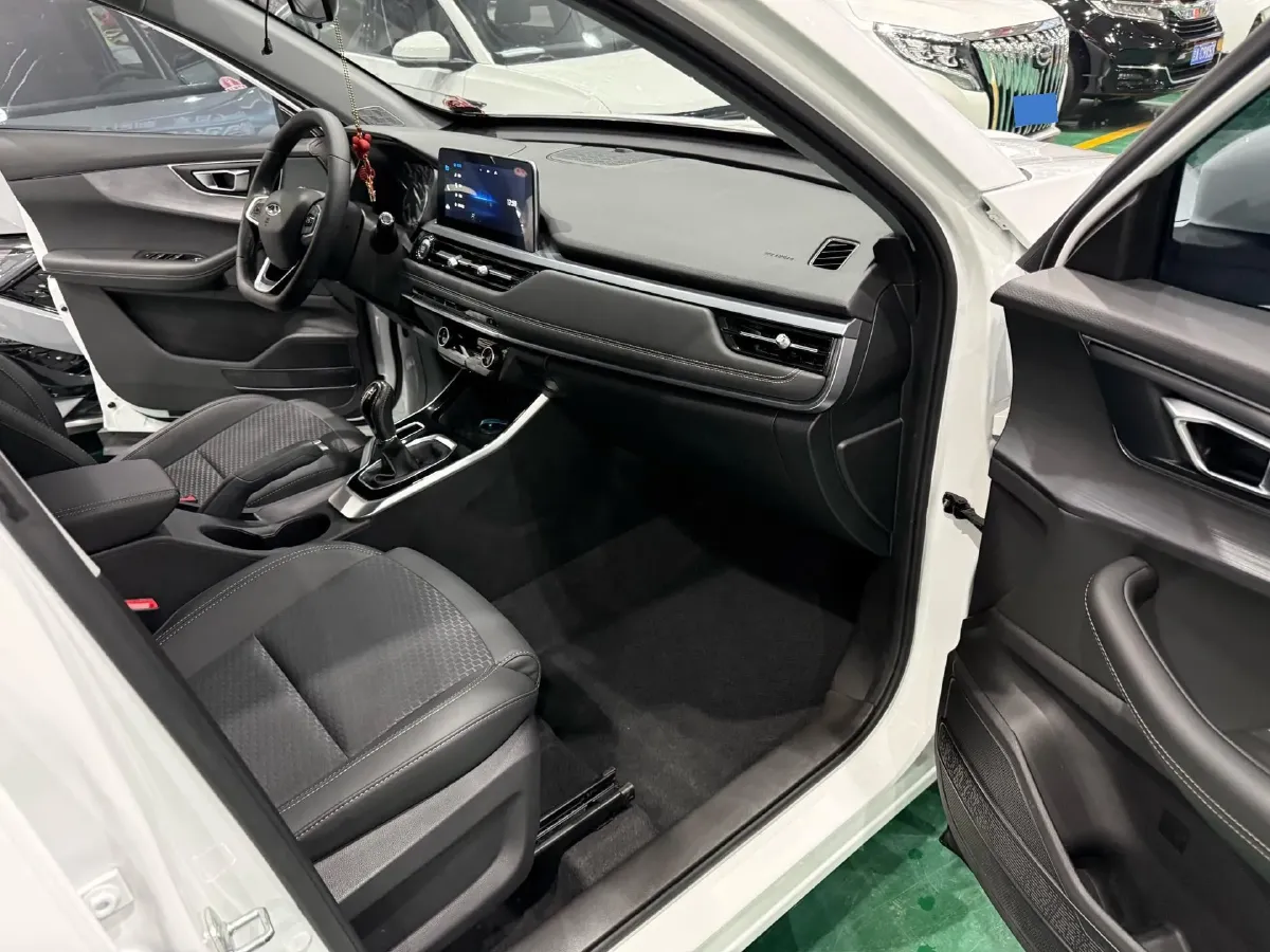 2021 Chery Tiggo 5x 1.5L 116HP L4 5MT,autocango,china used car exporter,china ev exporter,chinese used car exporter,chinese used ev exporter