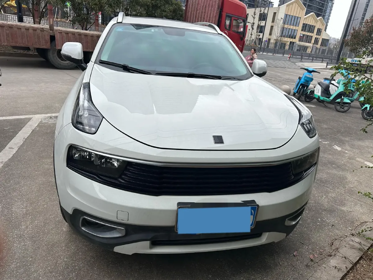 2017 Zotye SR9 2.0T 190HP L4 6DCT,autocango,china used car exporter,china ev exporter,chinese used car exporter,chinese used ev exporter